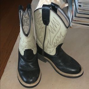 Boys cowboy boots